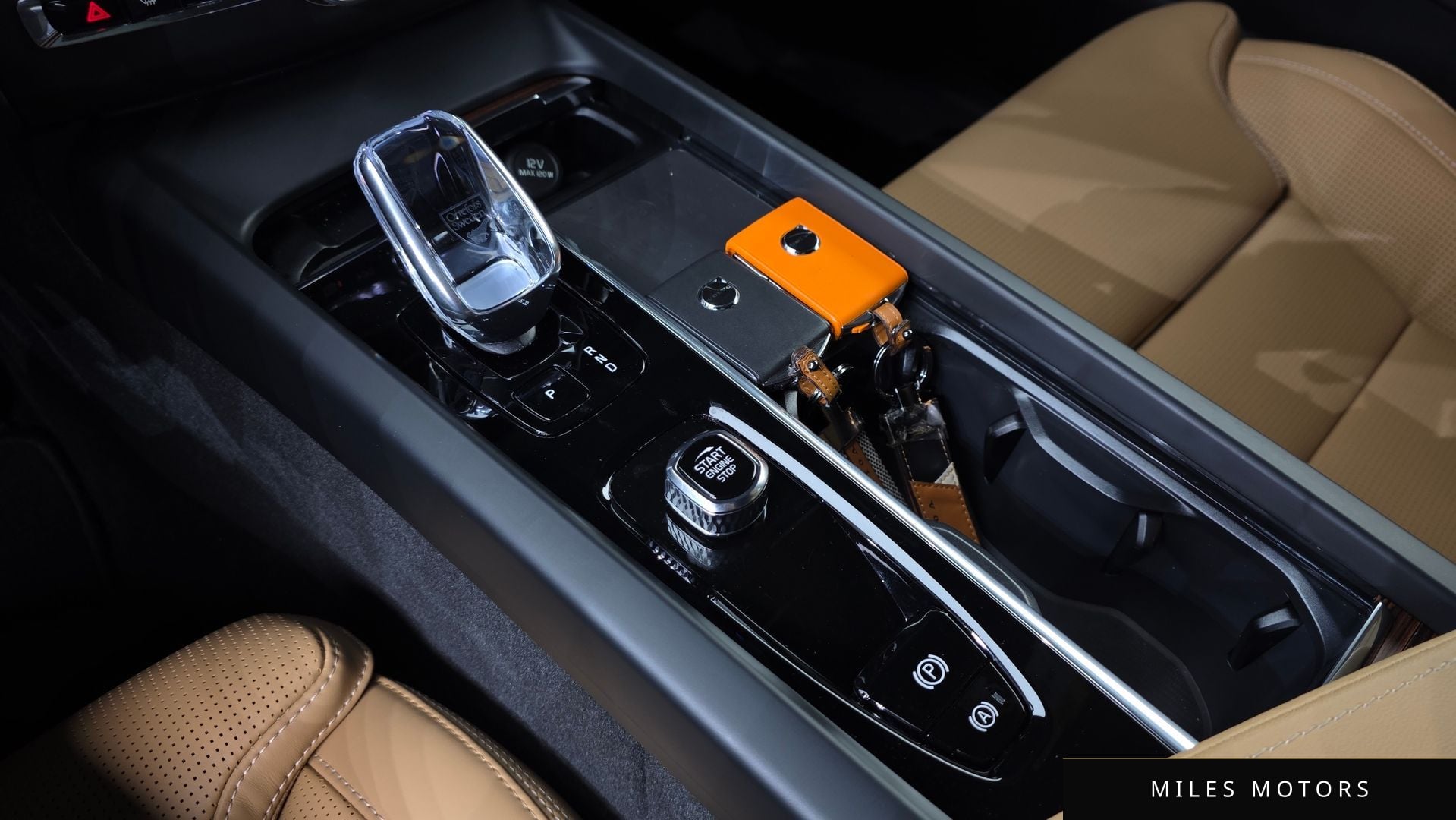 Volvo XC60 2025 — миниатюра 9