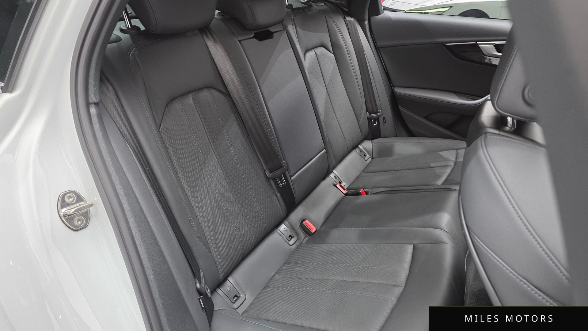 Audi A4 (B9) 2021 — миниатюра 12