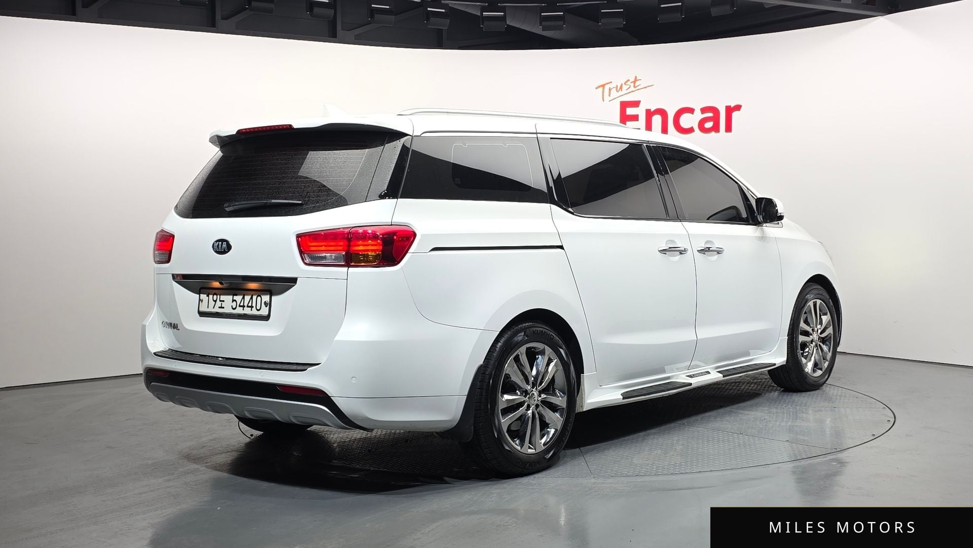 Kia Canival 2018 — миниатюра 2
