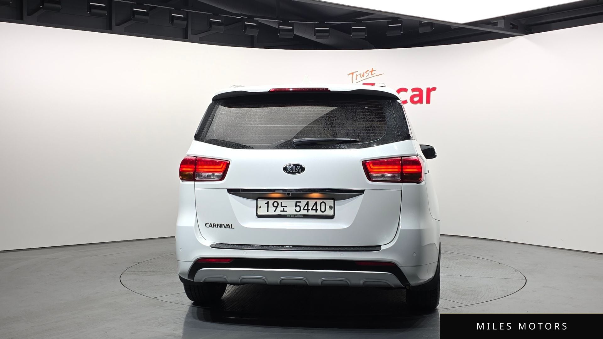 Kia Canival 2018 — миниатюра 4