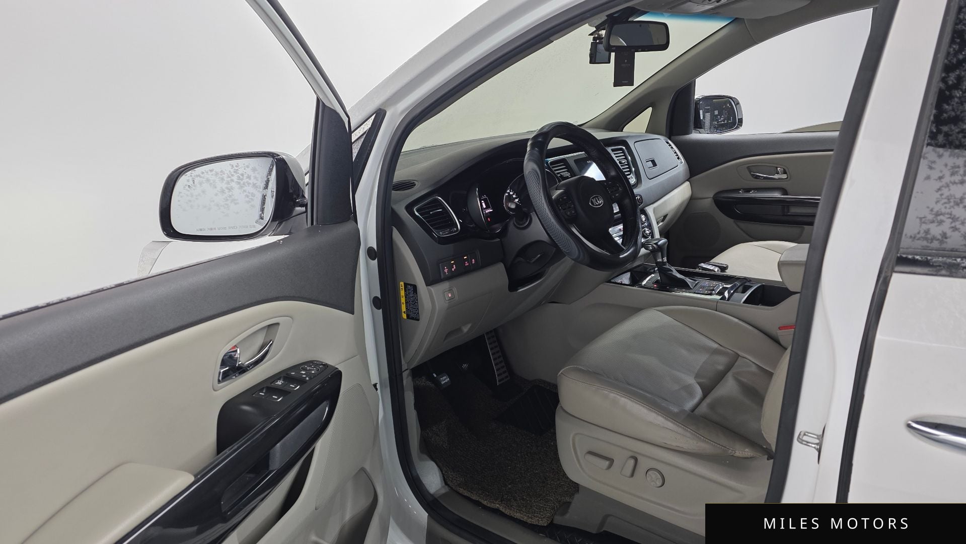 Kia Canival 2018 — миниатюра 11