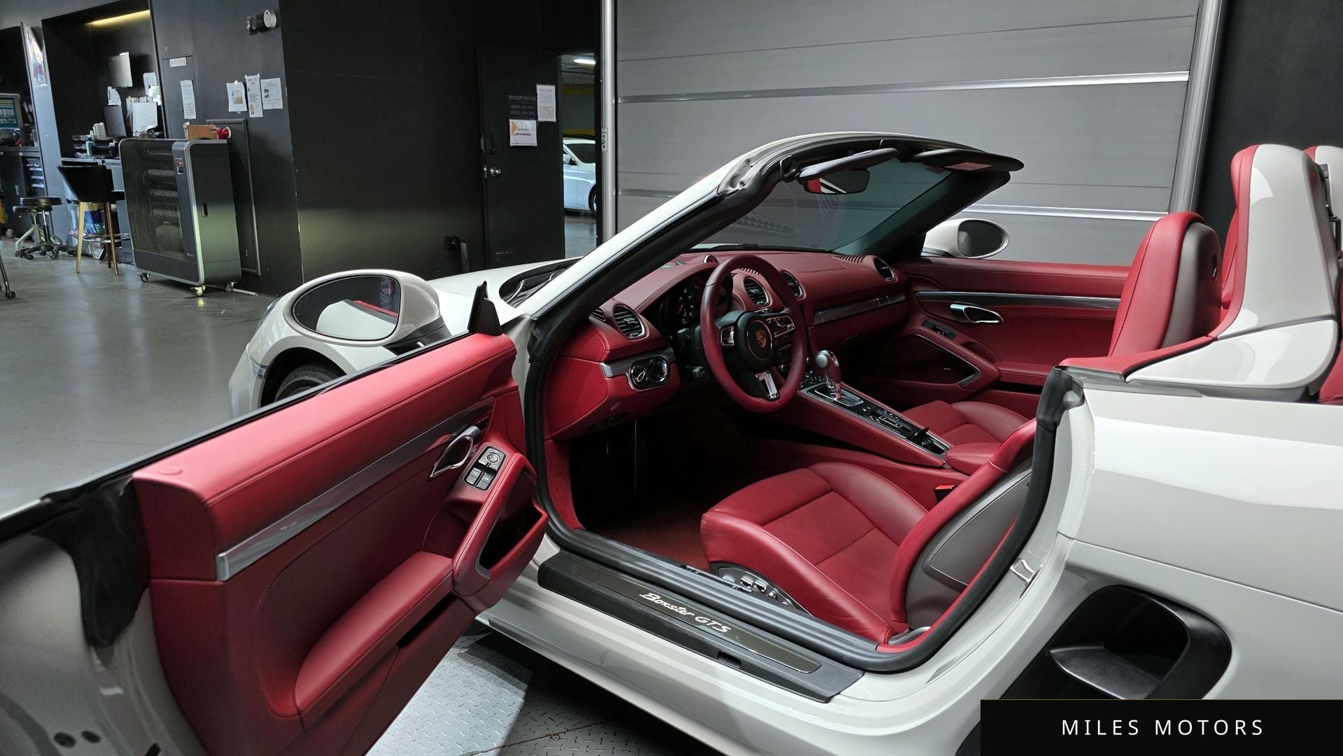 Porsche 718 박스터 2024 — миниатюра 11