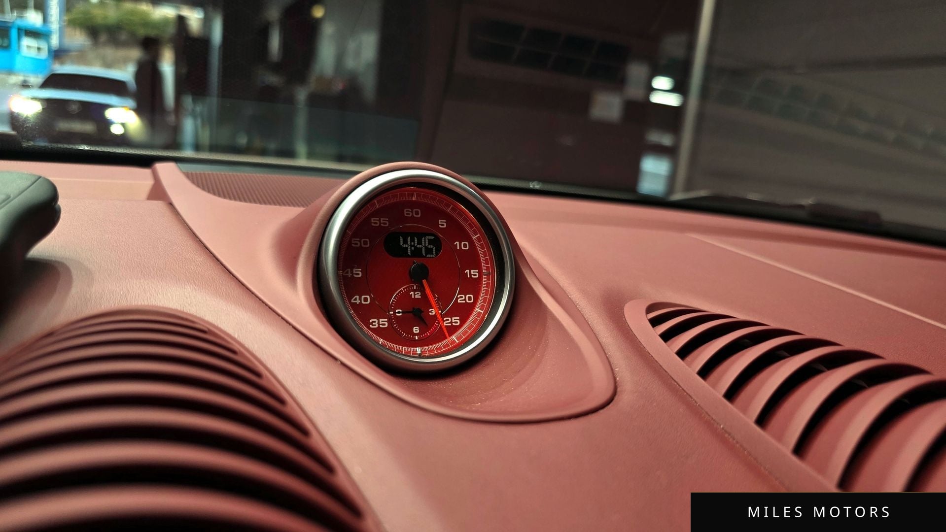 Porsche 718 박스터 2024 — миниатюра 16