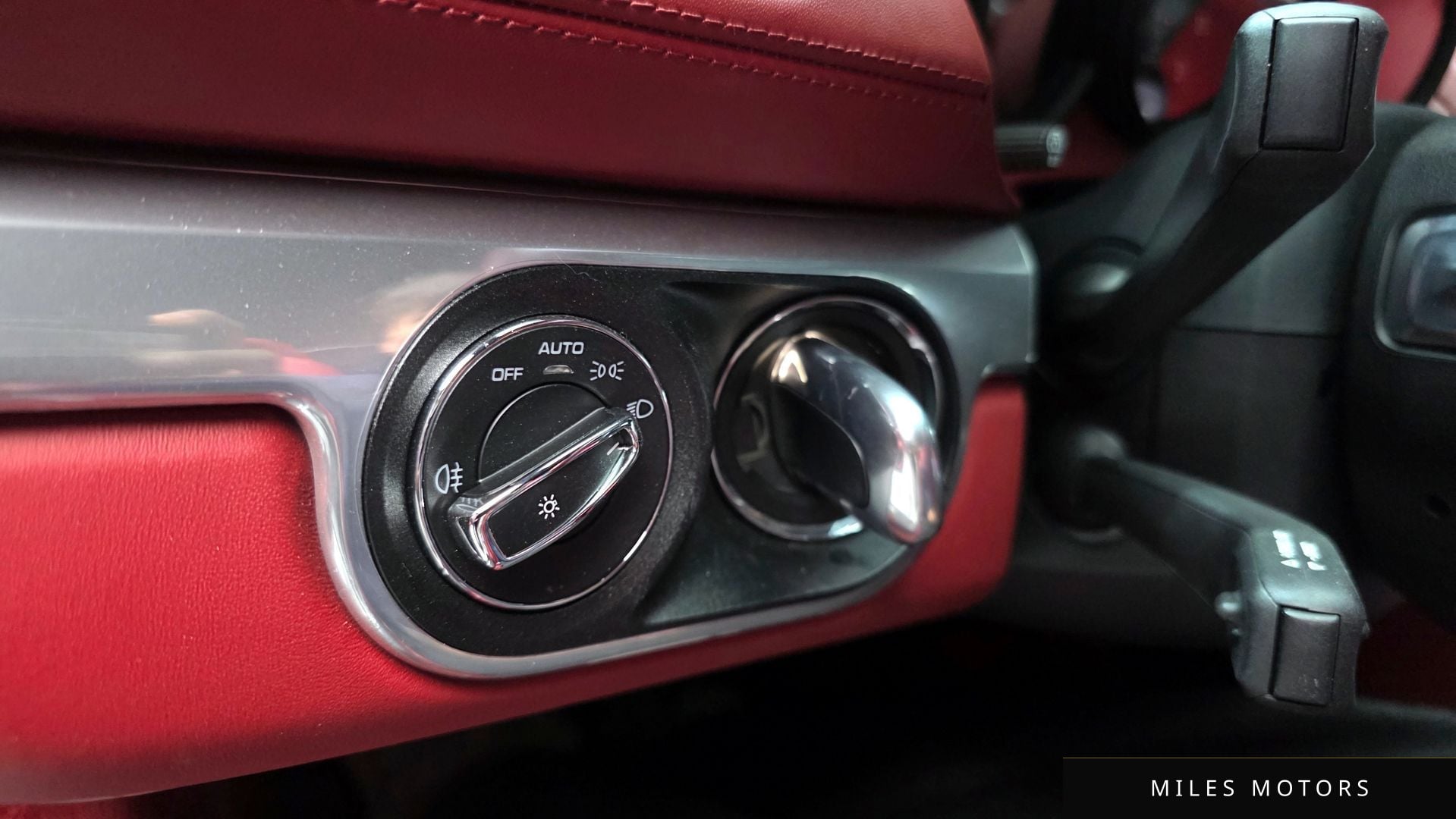 Porsche 718 박스터 2024 — миниатюра 17