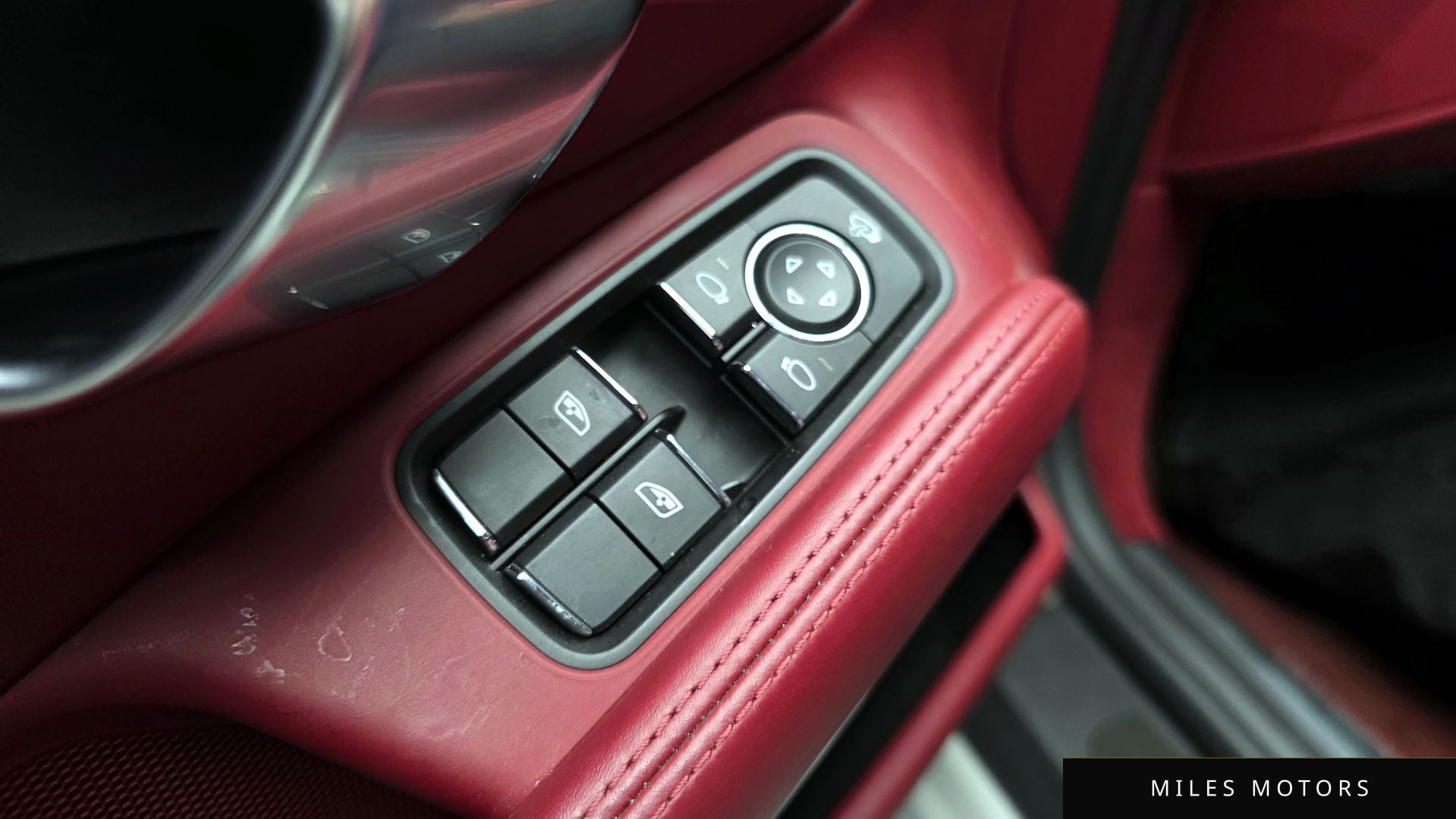 Porsche 718 박스터 2024 — миниатюра 18