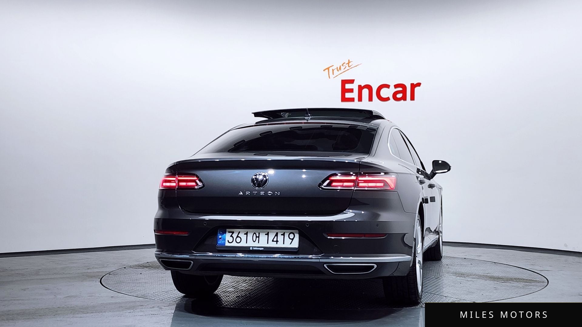 Volkswagen 아테온 2023 — миниатюра 4