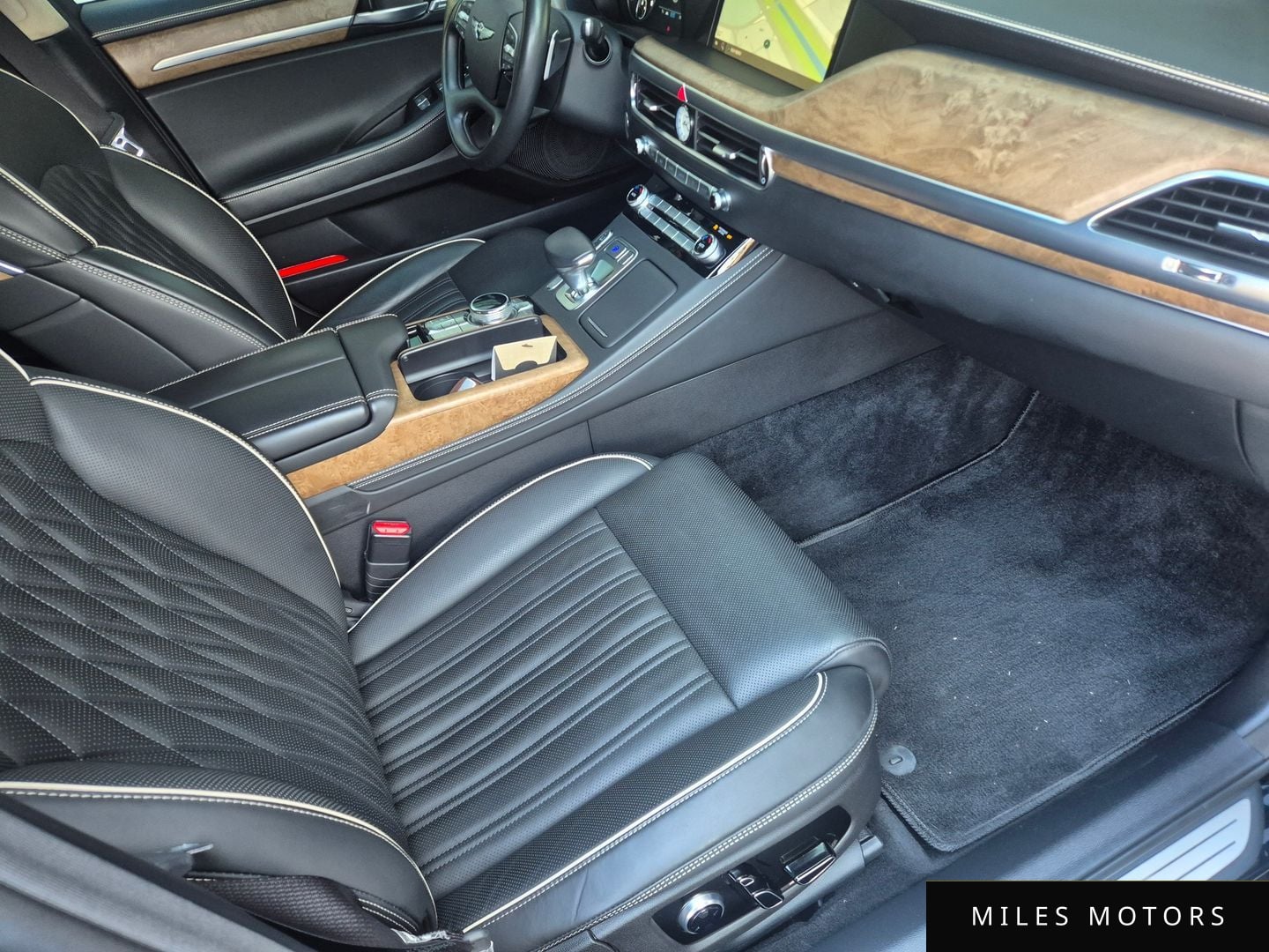 Genesis G90 2020 — миниатюра 7