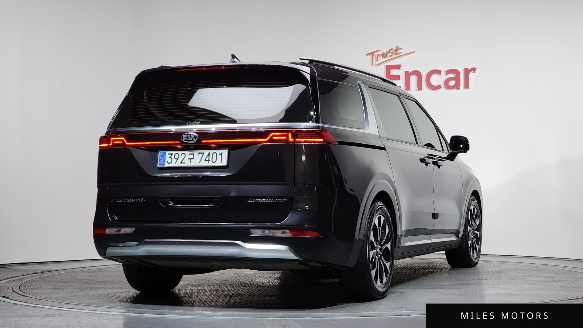 Kia Carnival 2021 — миниатюра 2