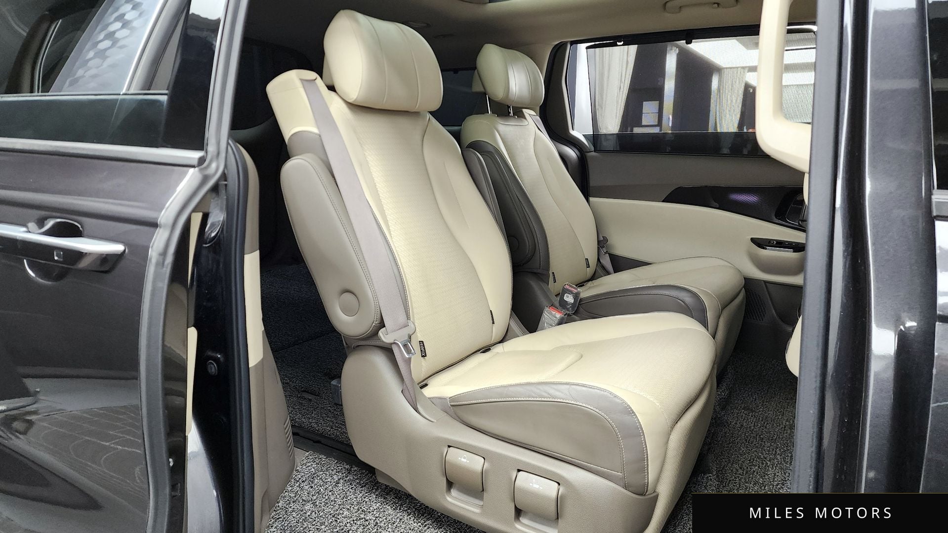 Kia Carnival 2021 — миниатюра 12