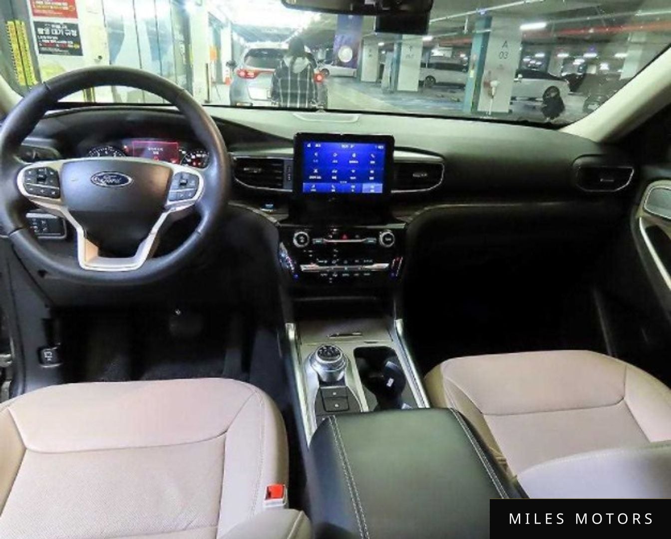 Ford Explorer 2023 — миниатюра 9