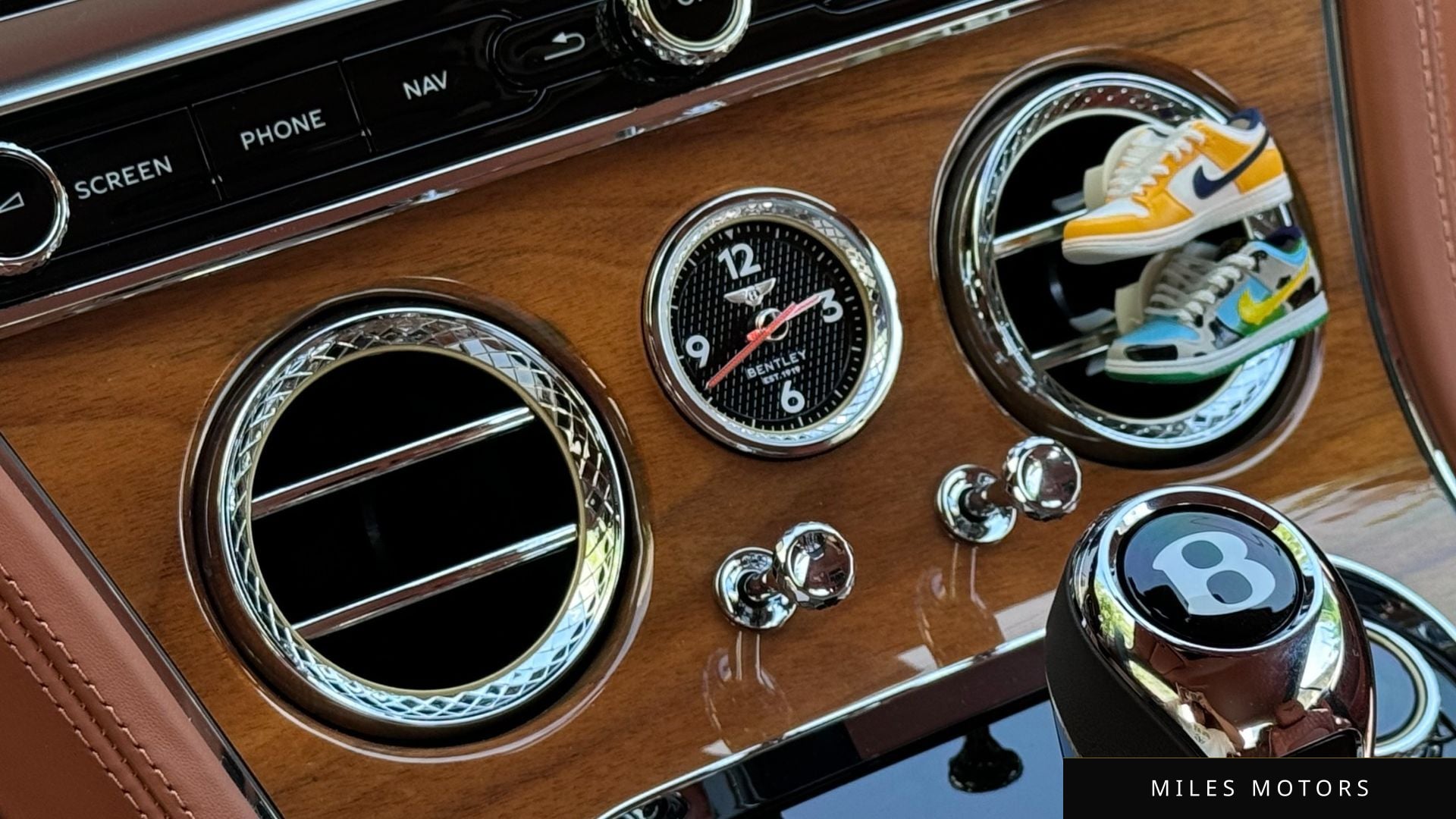 Bentley 컨티넨탈 GT 2020 — миниатюра 9