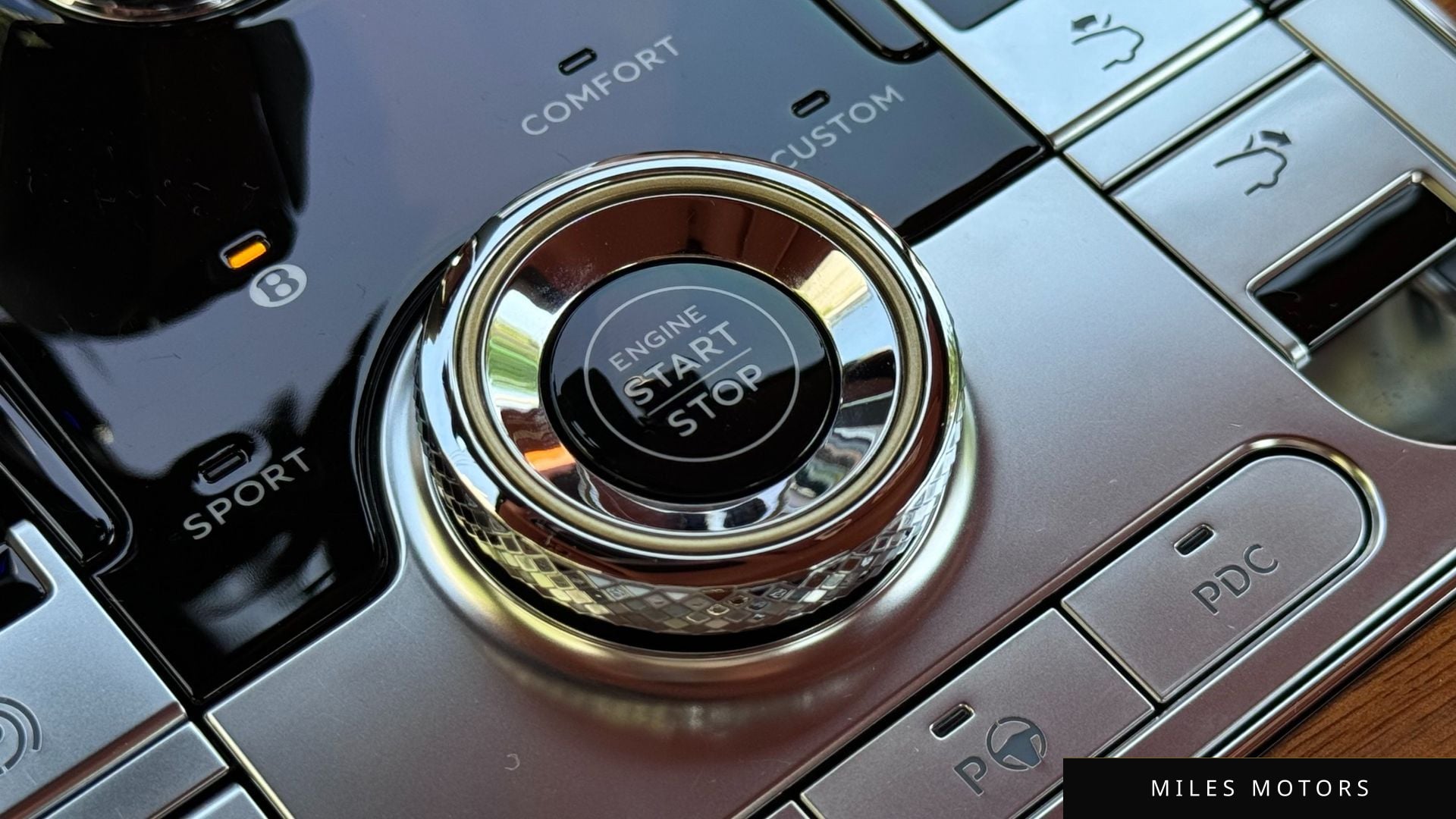 Bentley 컨티넨탈 GT 2020 — миниатюра 10