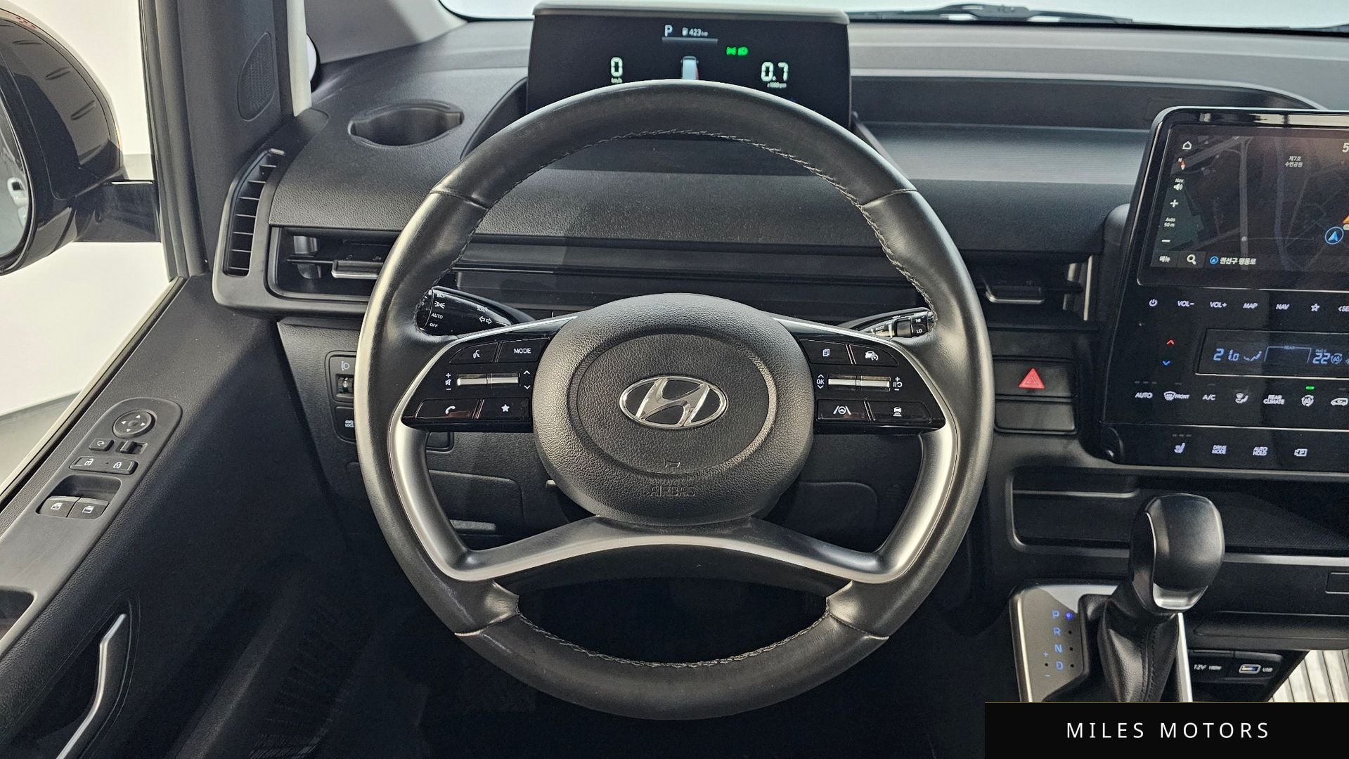 Hyundai Staria 2023 — миниатюра 13