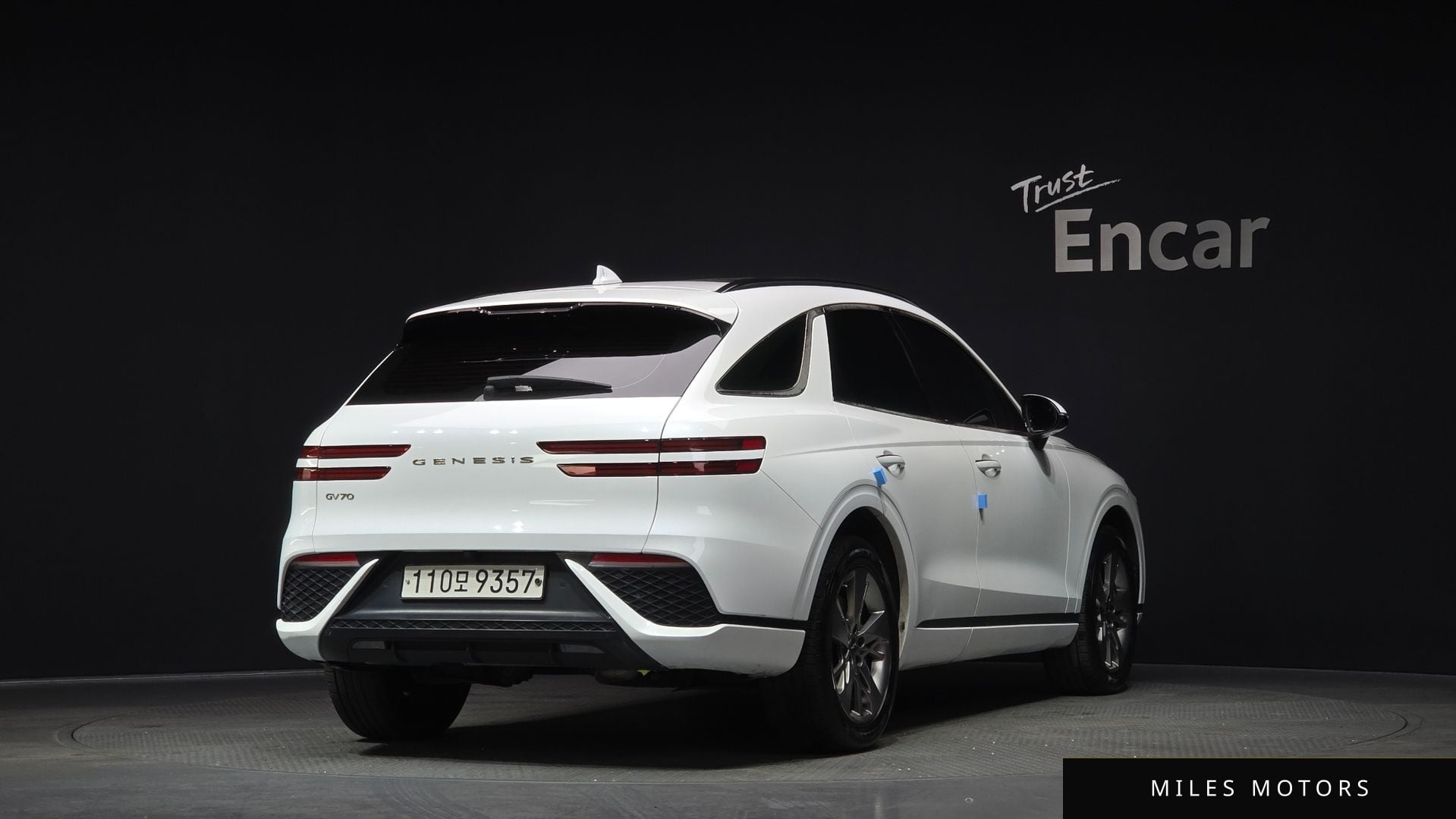 Genesis GV70 2022 — миниатюра 2