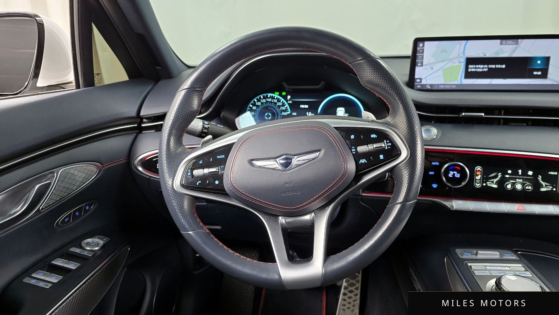 Genesis GV70 2022 — миниатюра 13