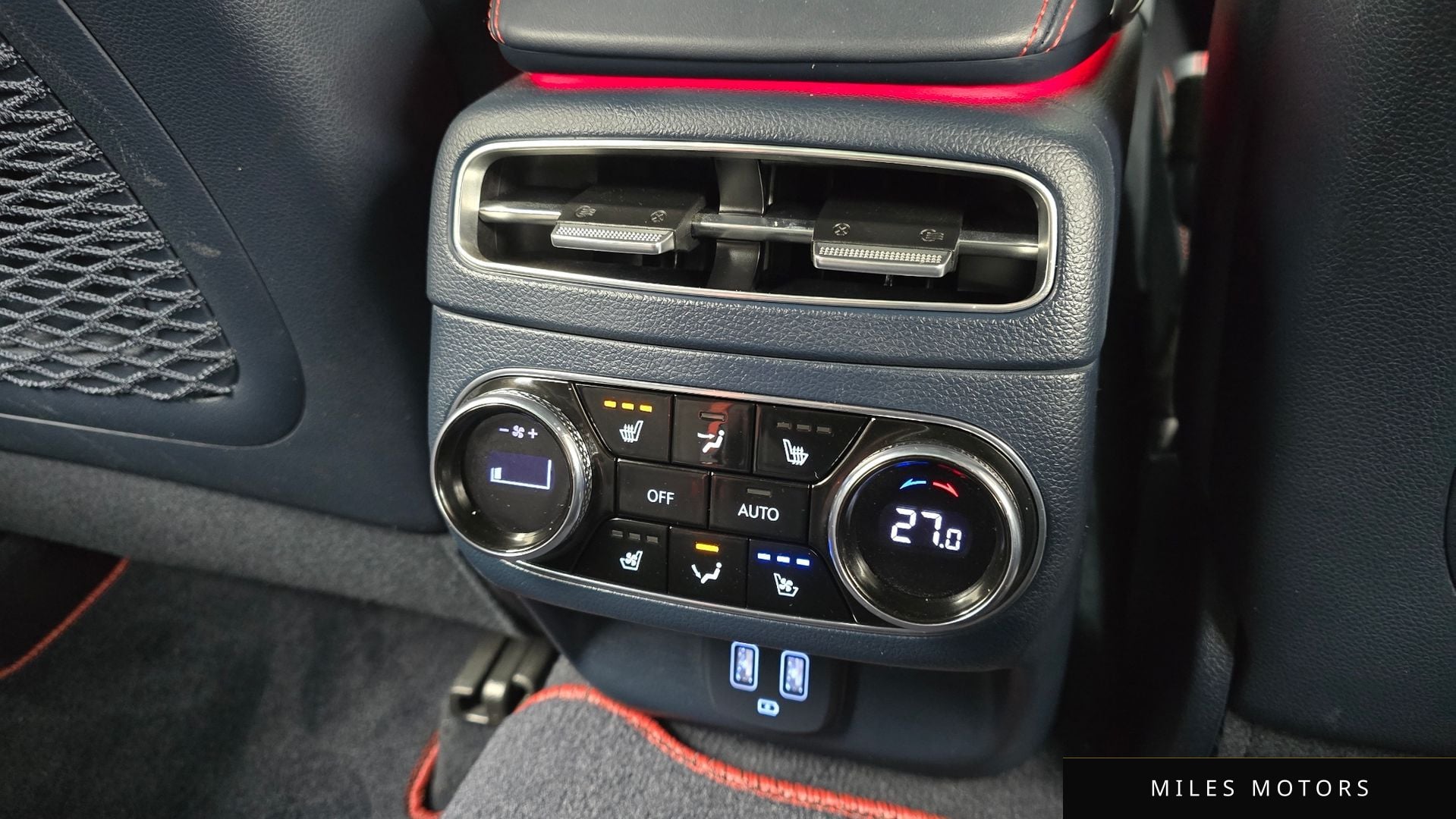 Genesis GV70 2022 — миниатюра 19