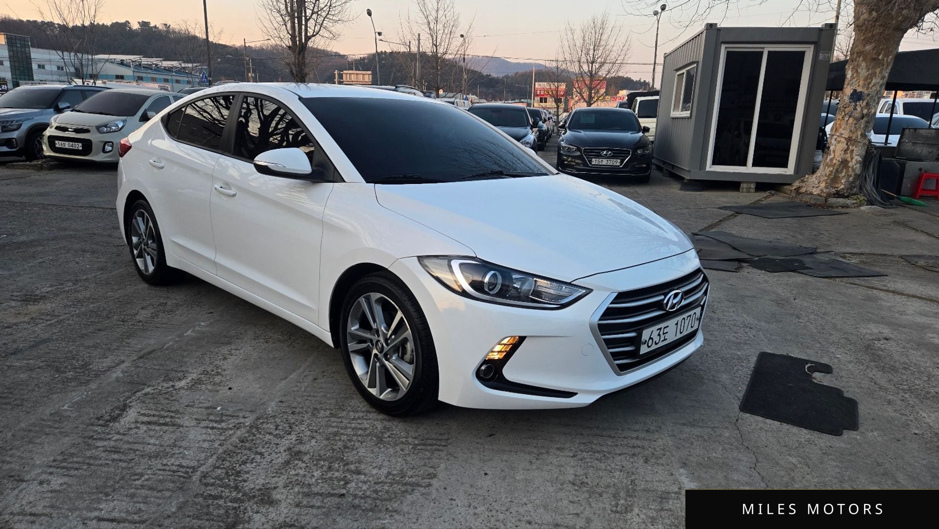 Hyundai AVANTE 2018 — миниатюра 3