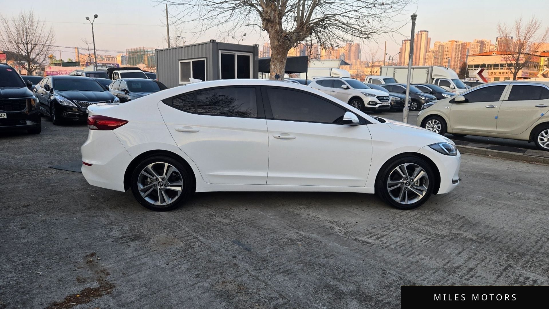 Hyundai AVANTE 2018 — миниатюра 7