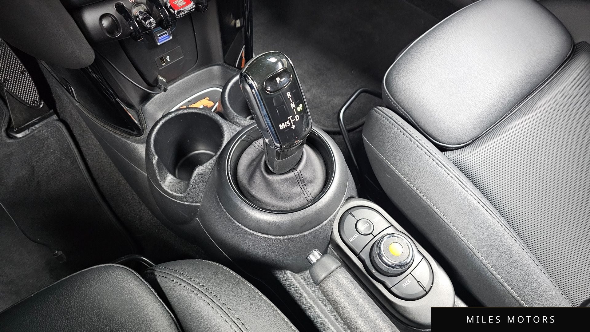 MINI Cooper 2022 — миниатюра 9