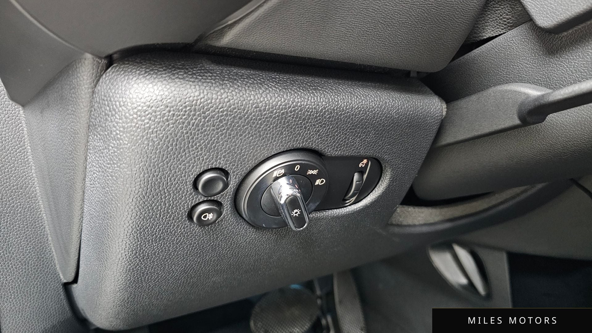 MINI Cooper 2022 — миниатюра 15