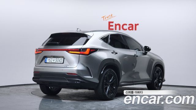 Лексус NX350h 2024 — миниатюра 2
