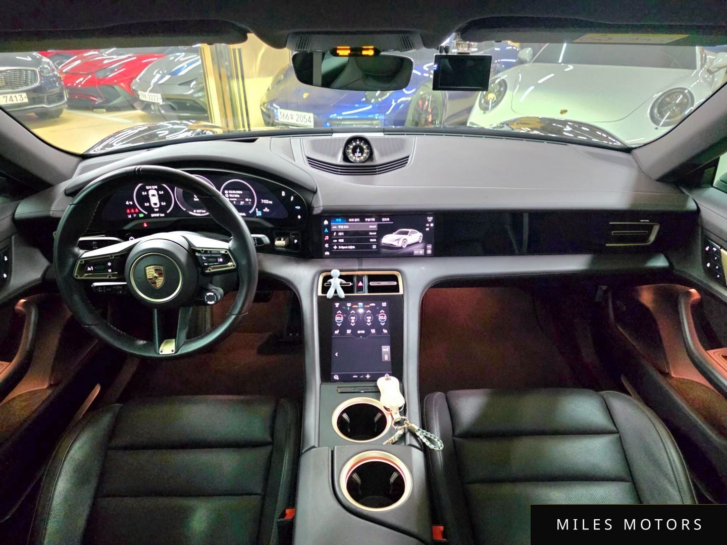Porsche Taycan 2025 — миниатюра 6