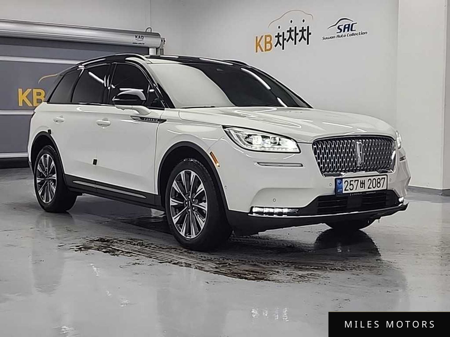 Lincoln Corsair 2021 — миниатюра 2
