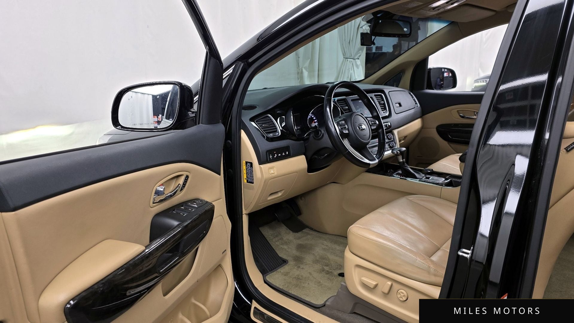 Kia Canival 2020 — миниатюра 10