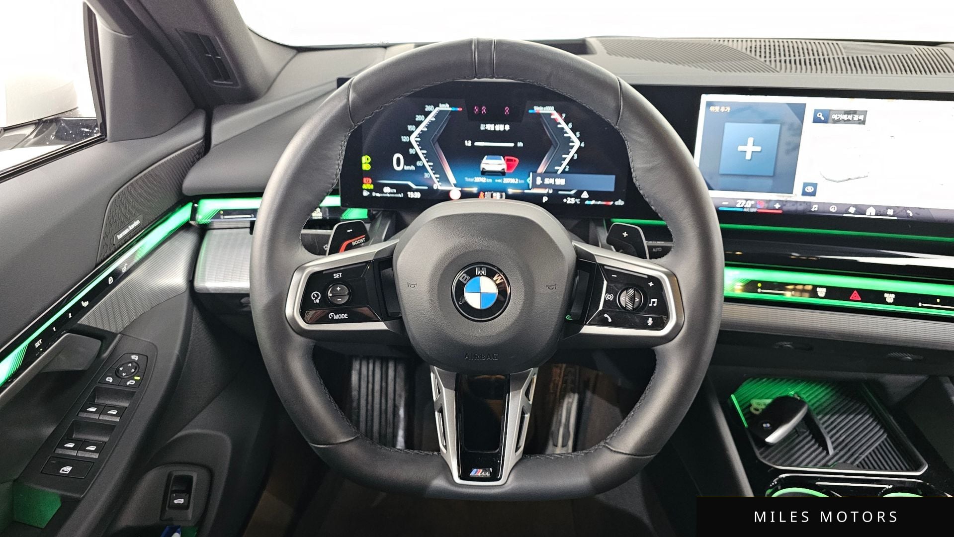 BMW 5 Series (G60) 2025 — миниатюра 13