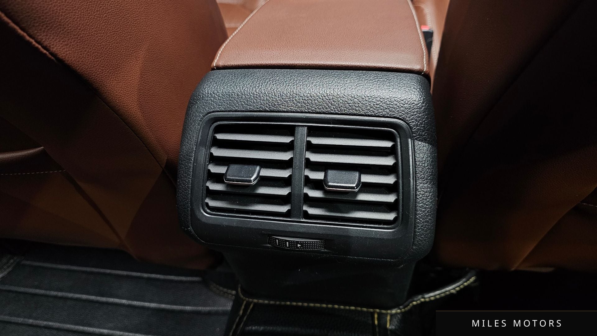 Volkswagen 골프 2015 — миниатюра 19