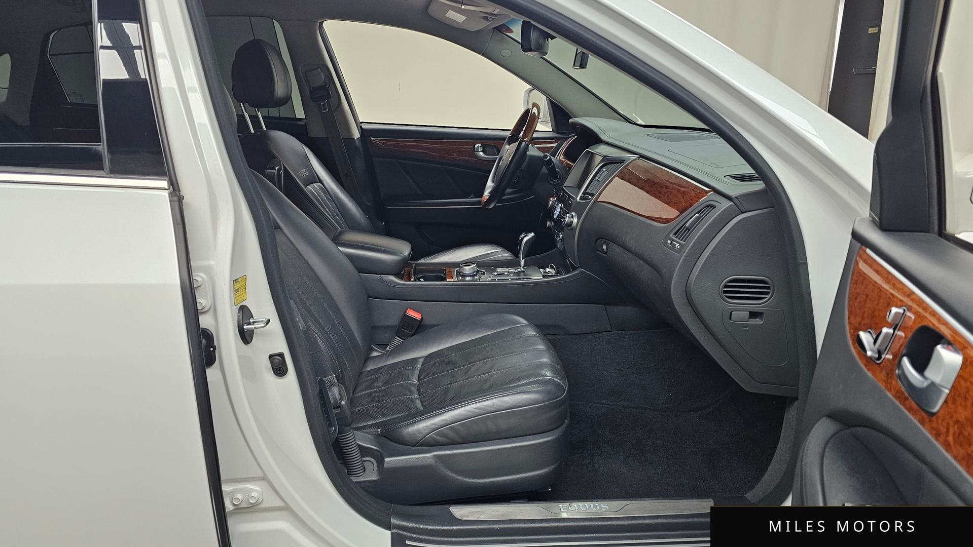 Hyundai Equus 2012 — миниатюра 11