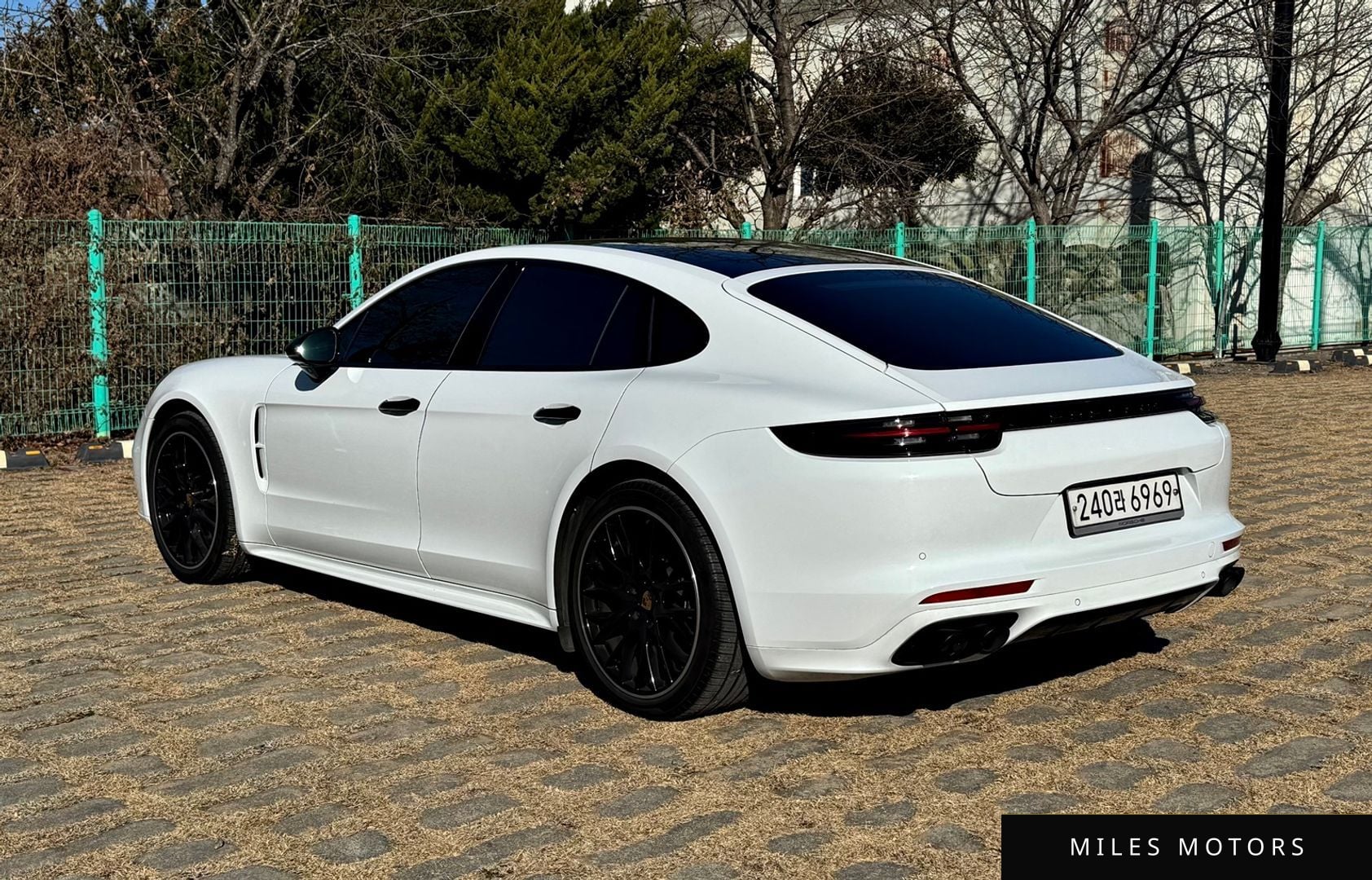 Porsche Panamera 2020 — миниатюра 10
