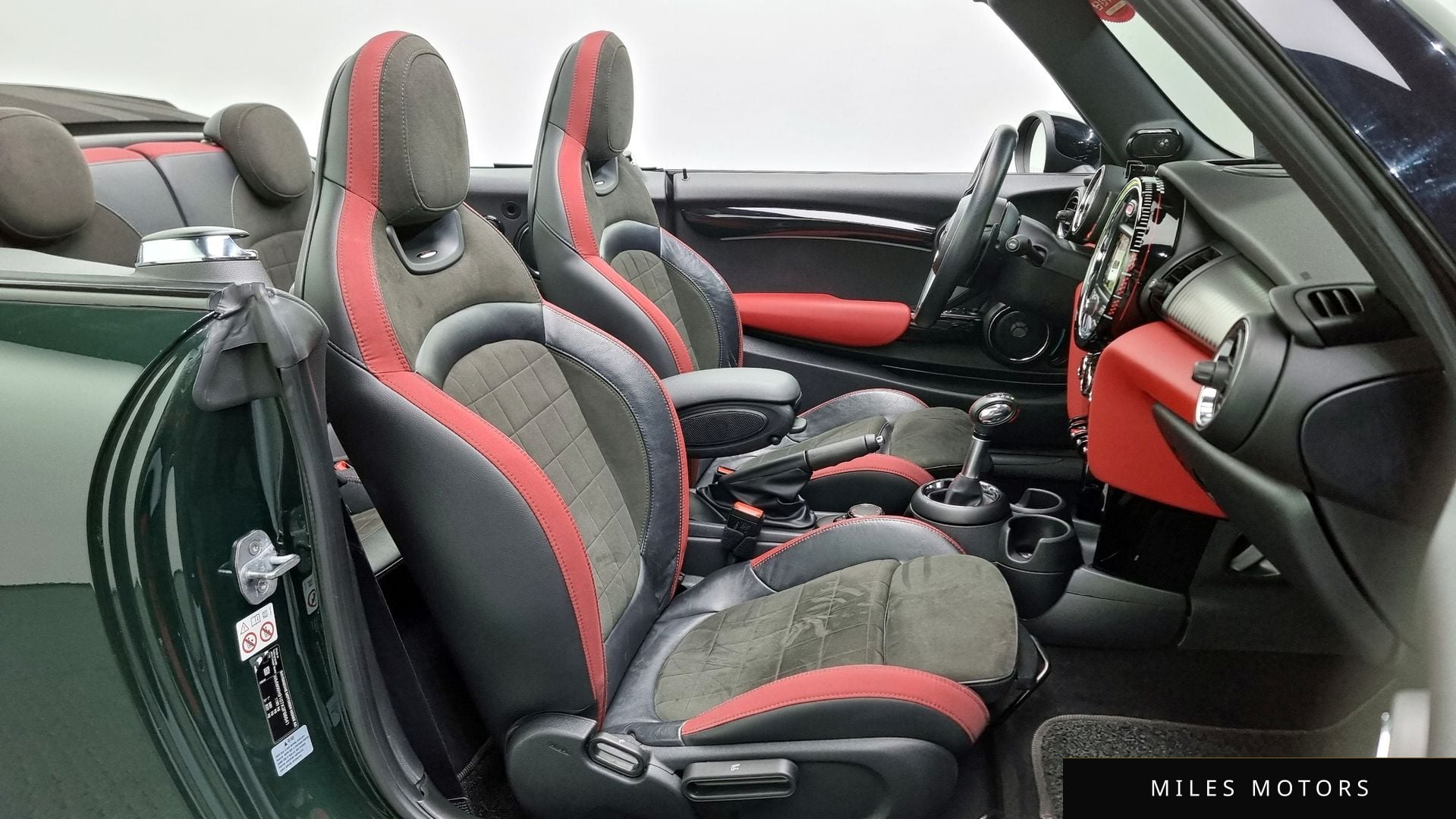MINI Cooper Convertible 2019 — миниатюра 12