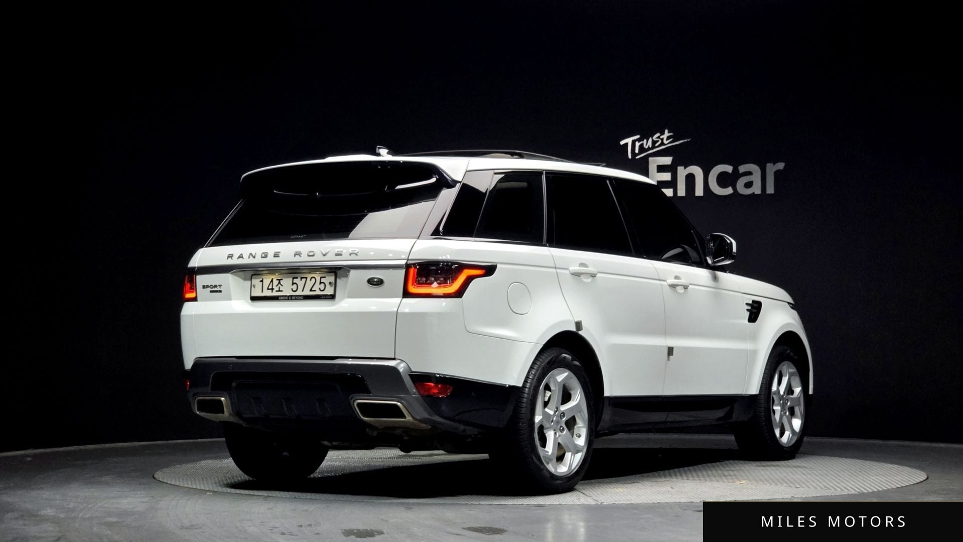 Land Rover Range Rover Sport 2018 — миниатюра 2