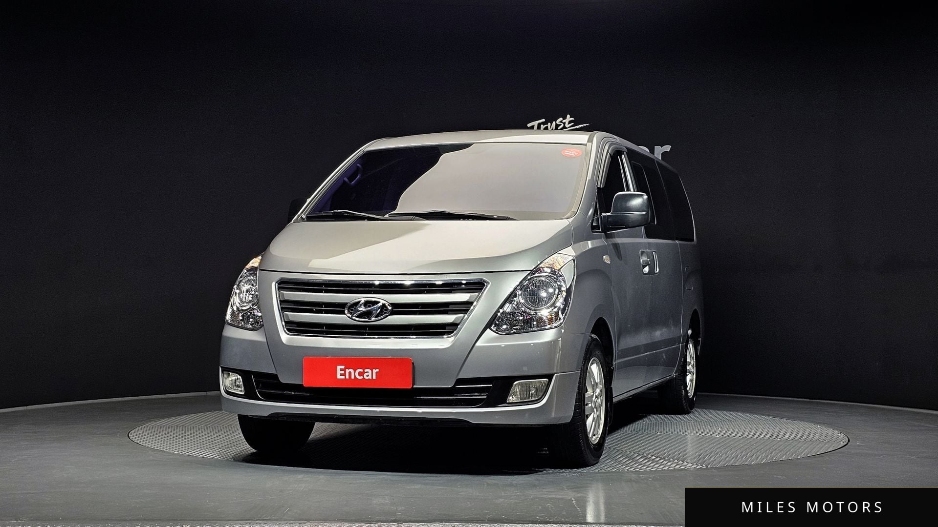 Hyundai Starex 2017 — миниатюра 3