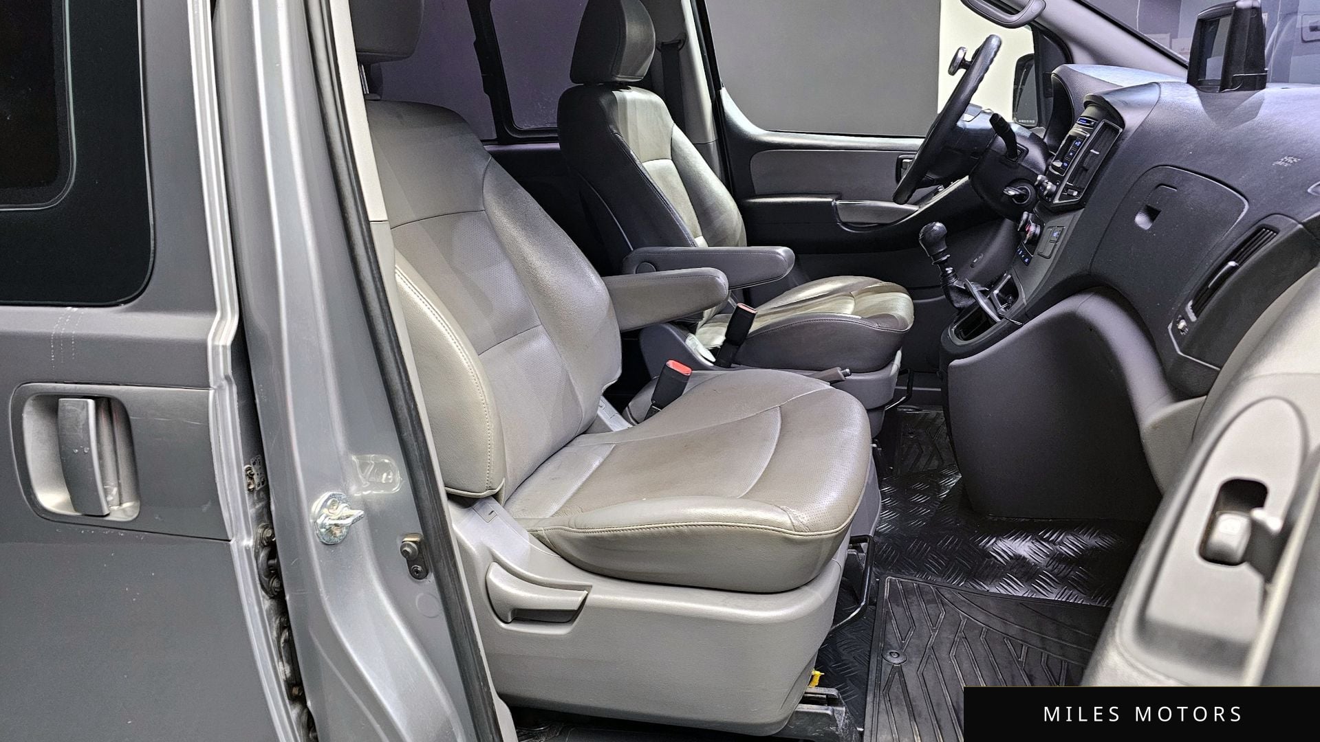 Hyundai Starex 2017 — миниатюра 10