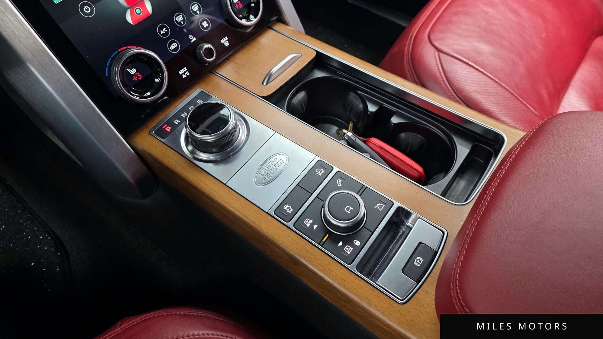 Land Rover Range Rover 2021 — миниатюра 9