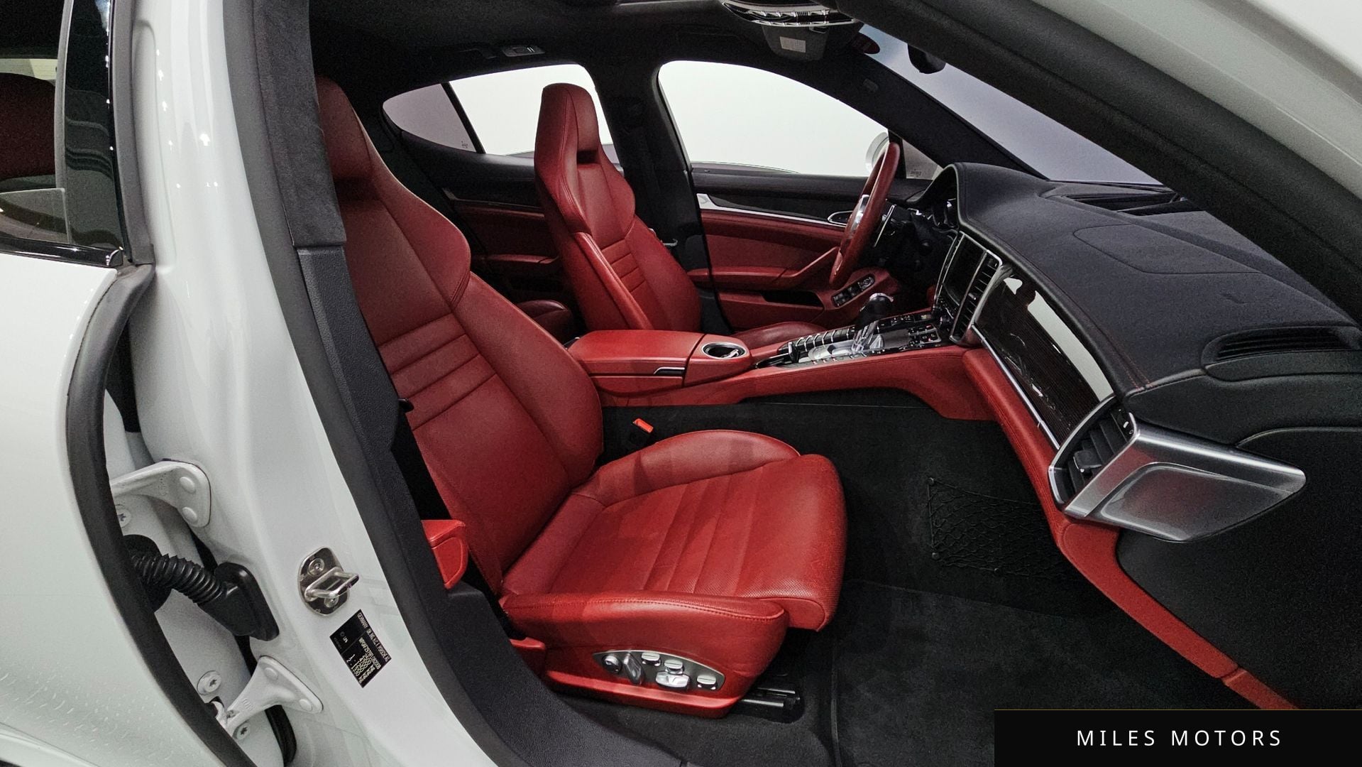 Porsche Panamera 2015 — миниатюра 11
