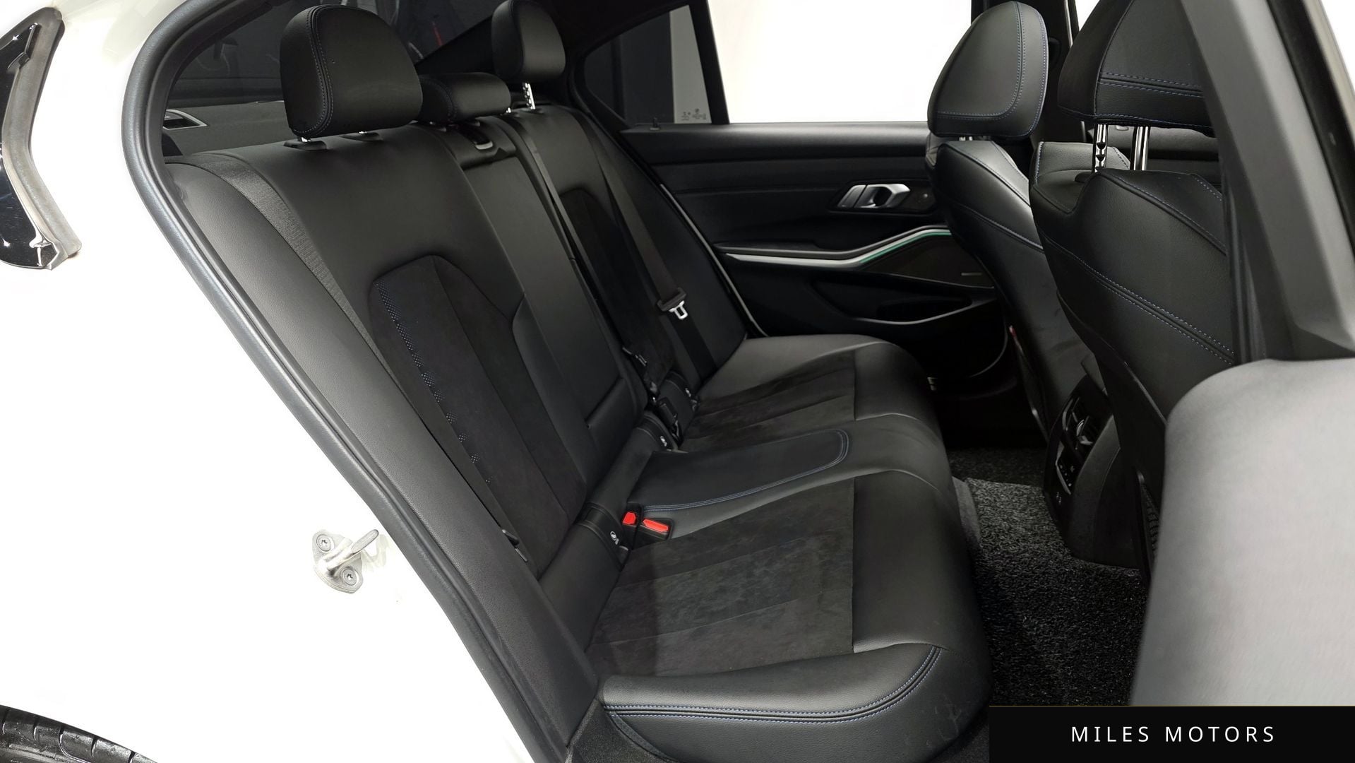 BMW 3시리즈 (G20) 2021 — миниатюра 12