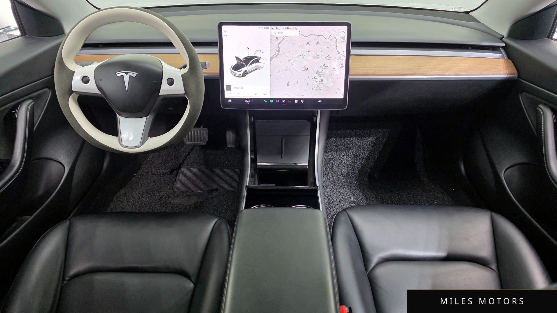 Tesla 모델 3 2020 — миниатюра 7