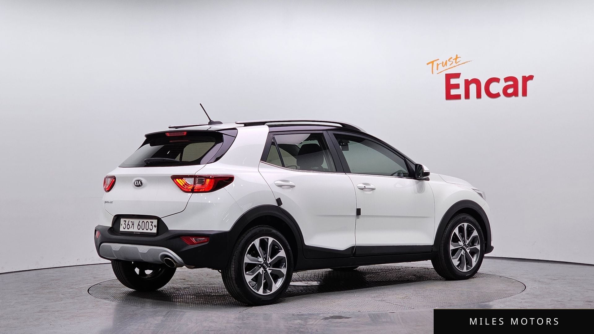 Kia Stonic 2018 — миниатюра 2