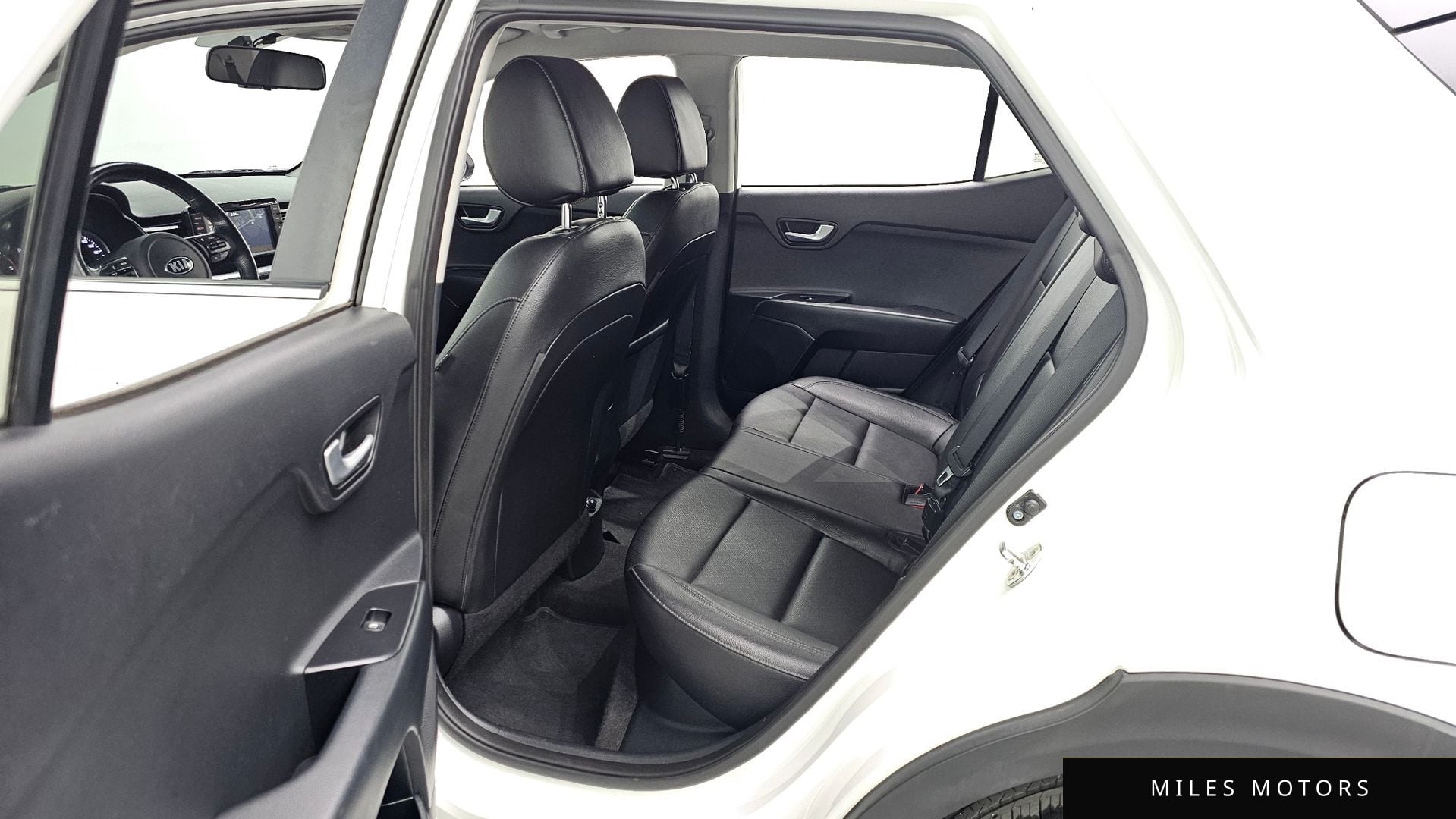Kia Stonic 2018 — миниатюра 12