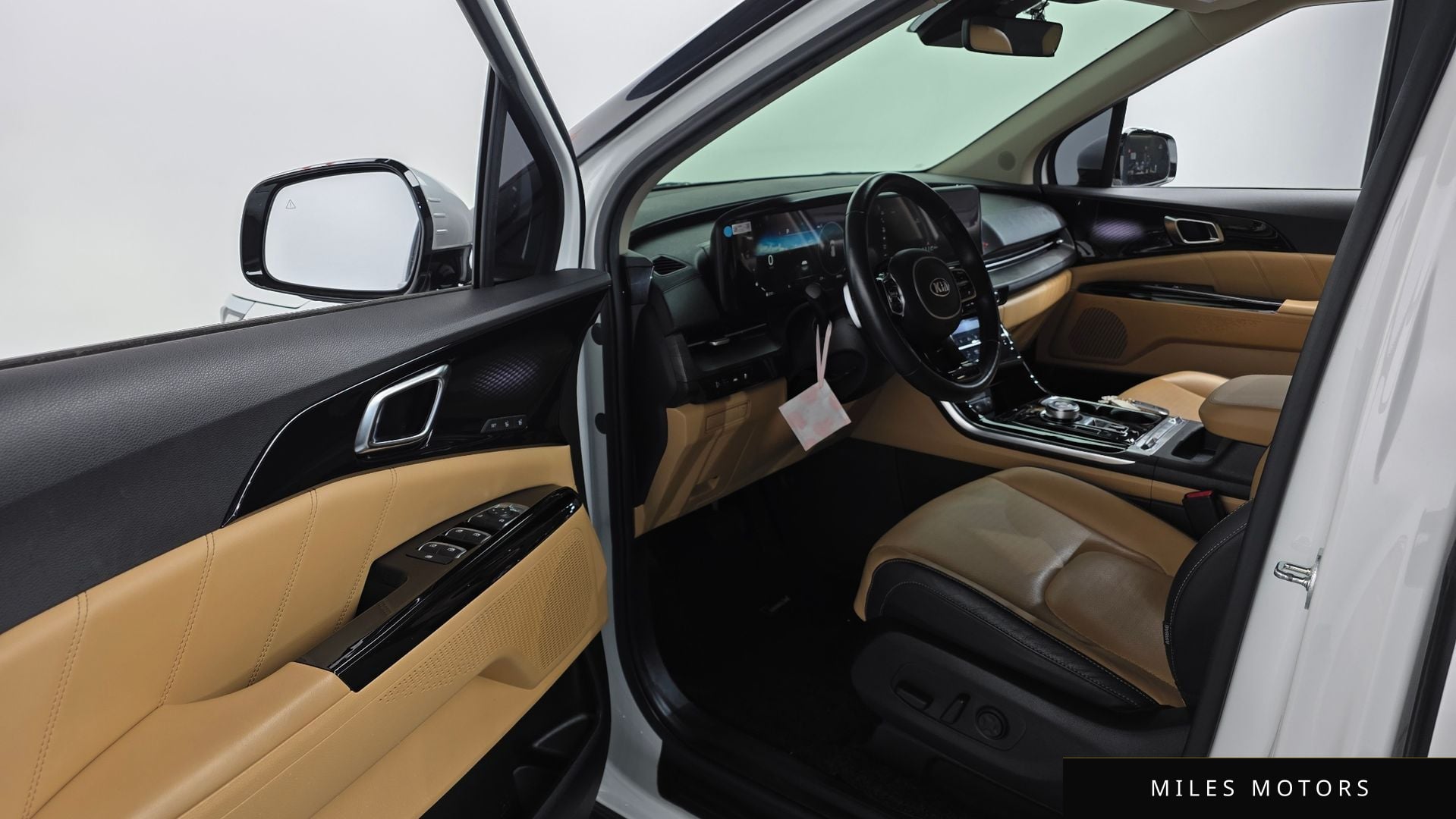 Kia Carnival 2021 — миниатюра 11