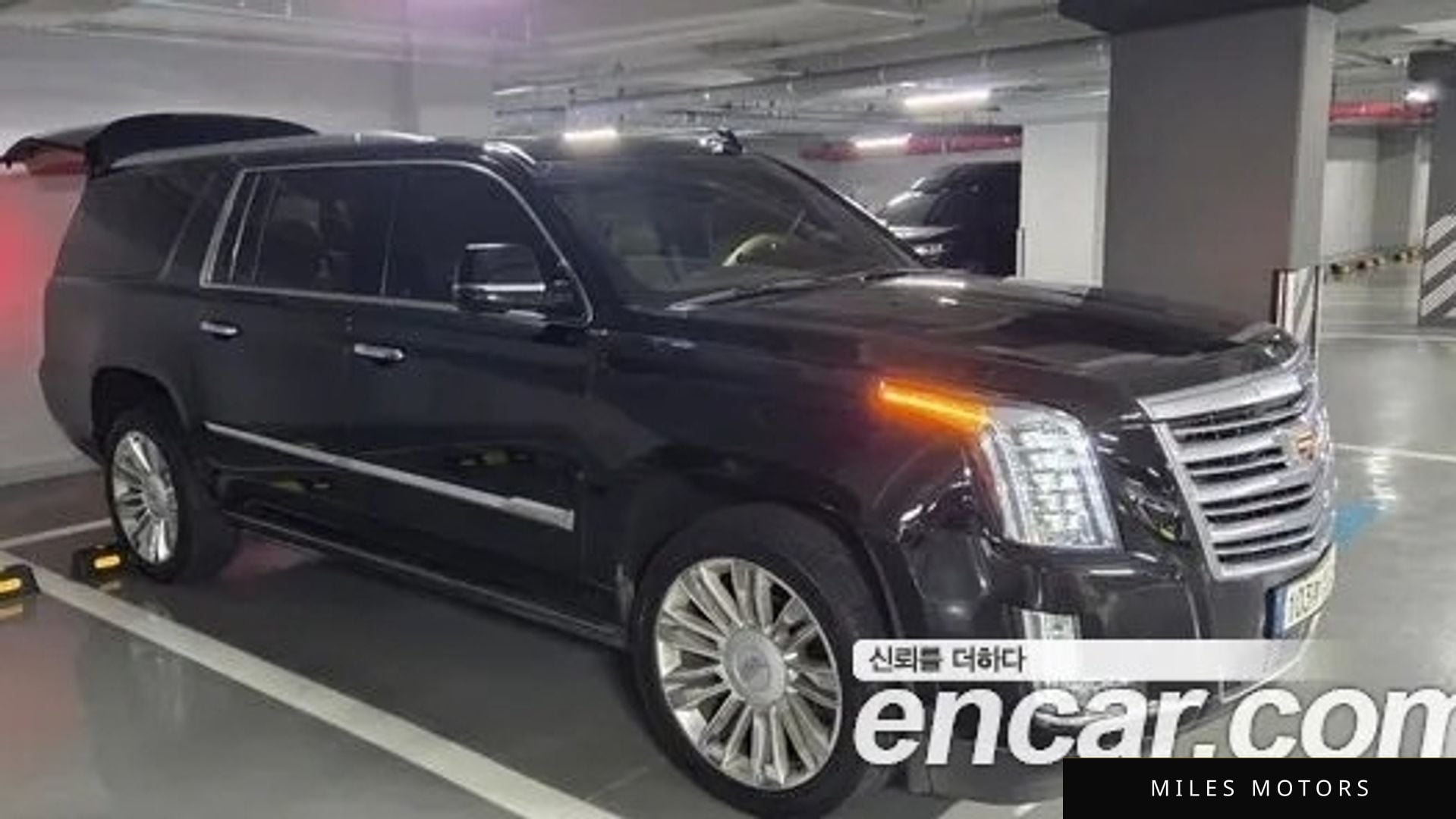 Cadillac Escalade 2017 — миниатюра 11