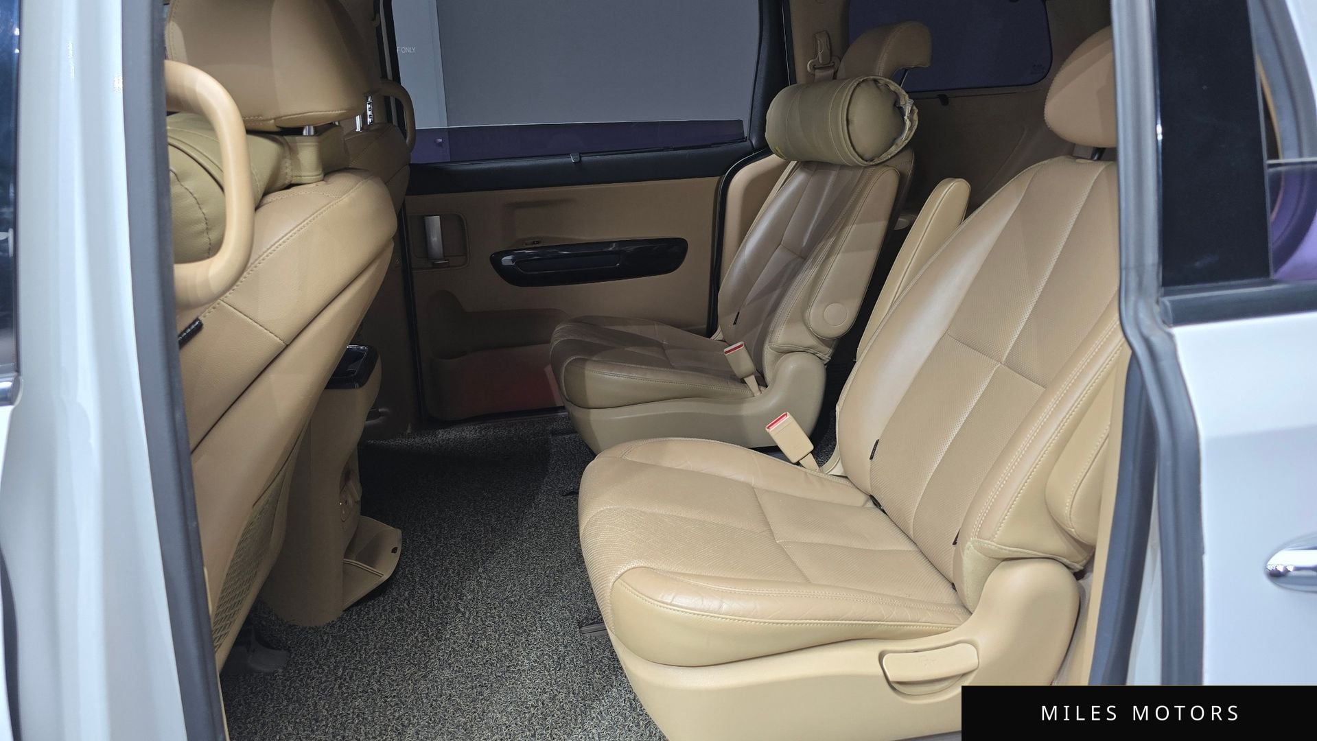 Kia Canival 2016 — миниатюра 12