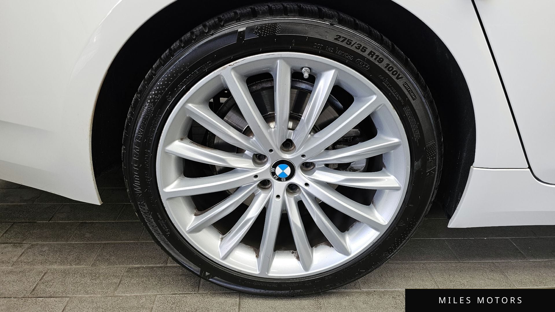 BMW 5시리즈 (G30) 2023 — миниатюра 5