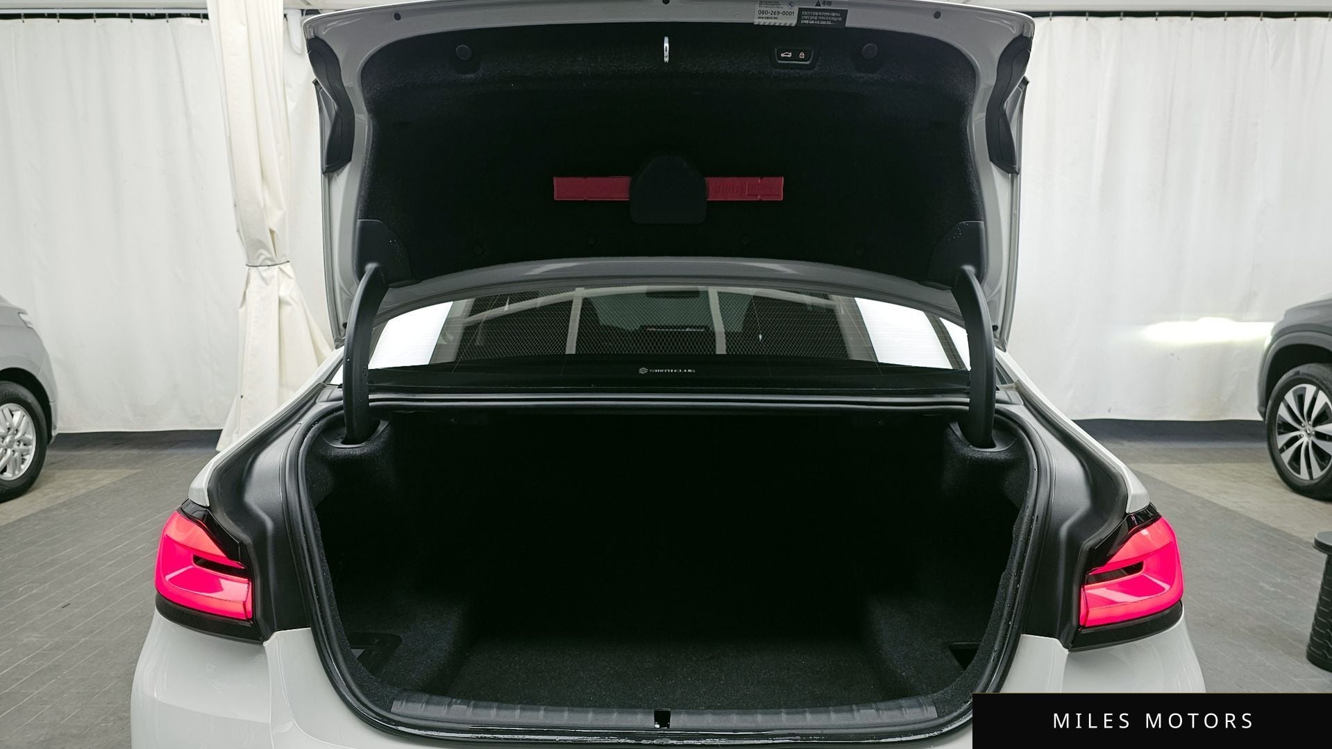 BMW 5시리즈 (G30) 2023 — миниатюра 20