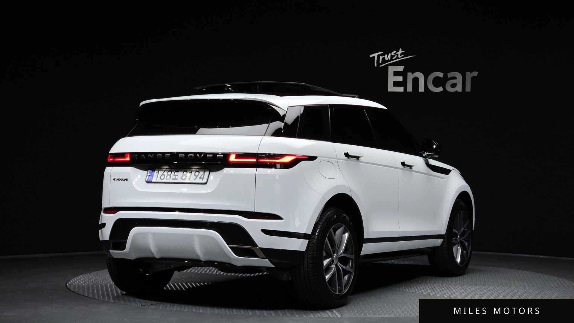 Land Rover Range Rover Evoque 2024 — миниатюра 2