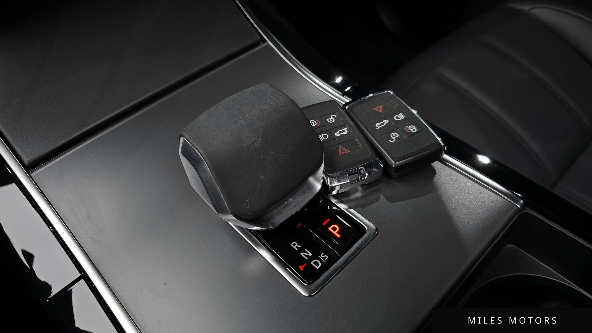 Land Rover Range Rover Evoque 2024 — миниатюра 9