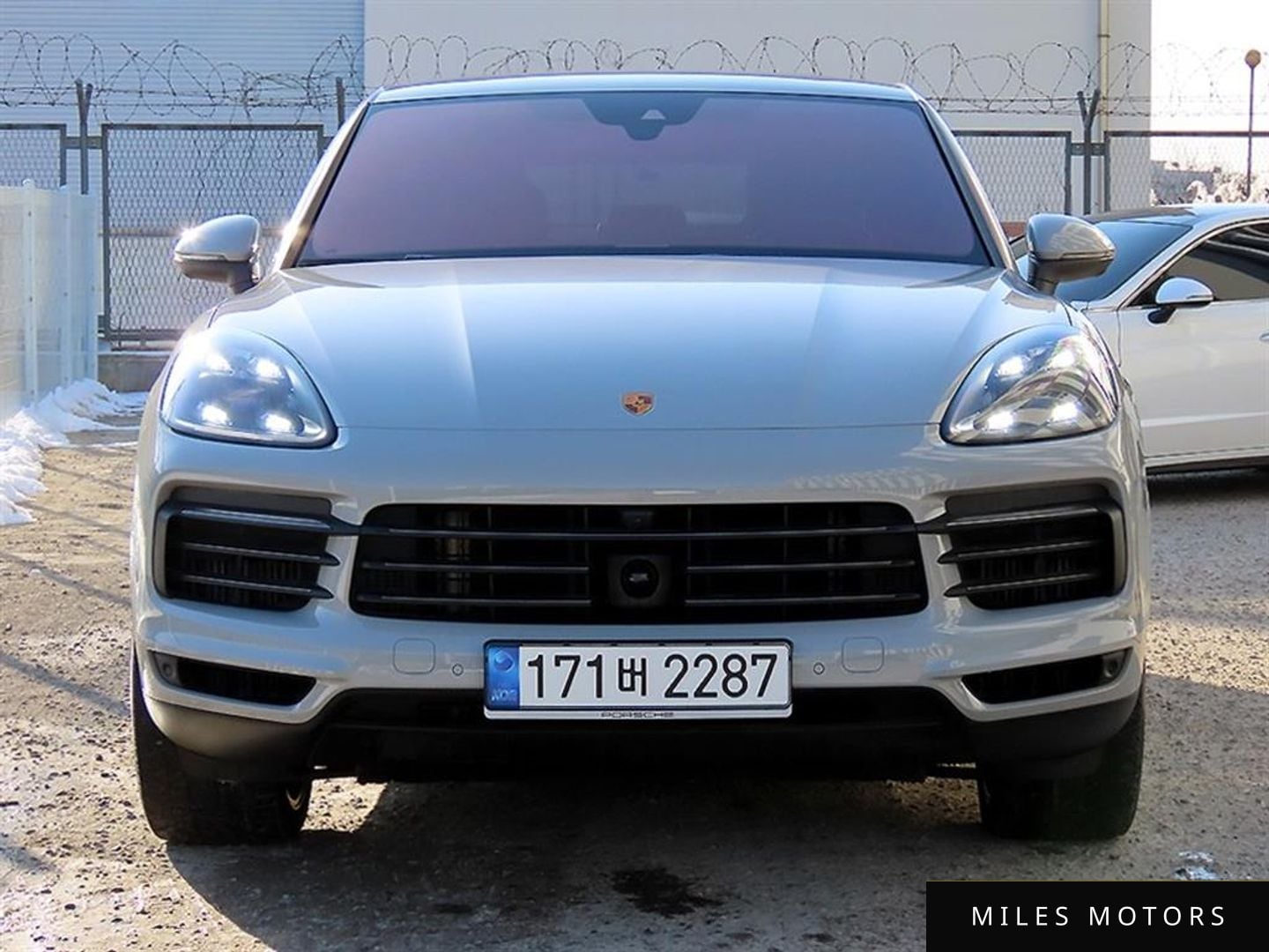 Porsche Cayenne 2022 — миниатюра 2